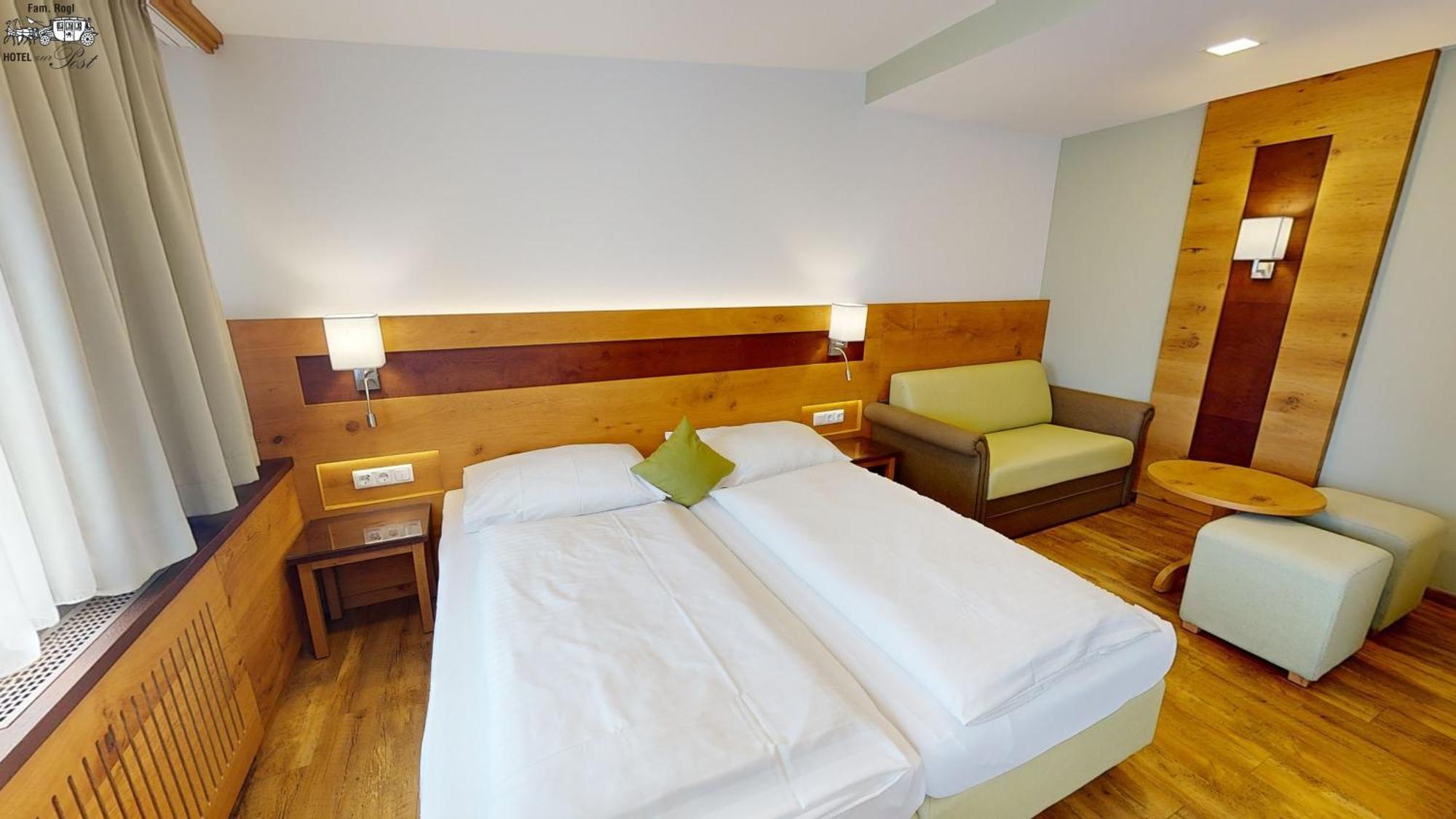 Hotel Zur Post Sankt Valentin Quarto foto