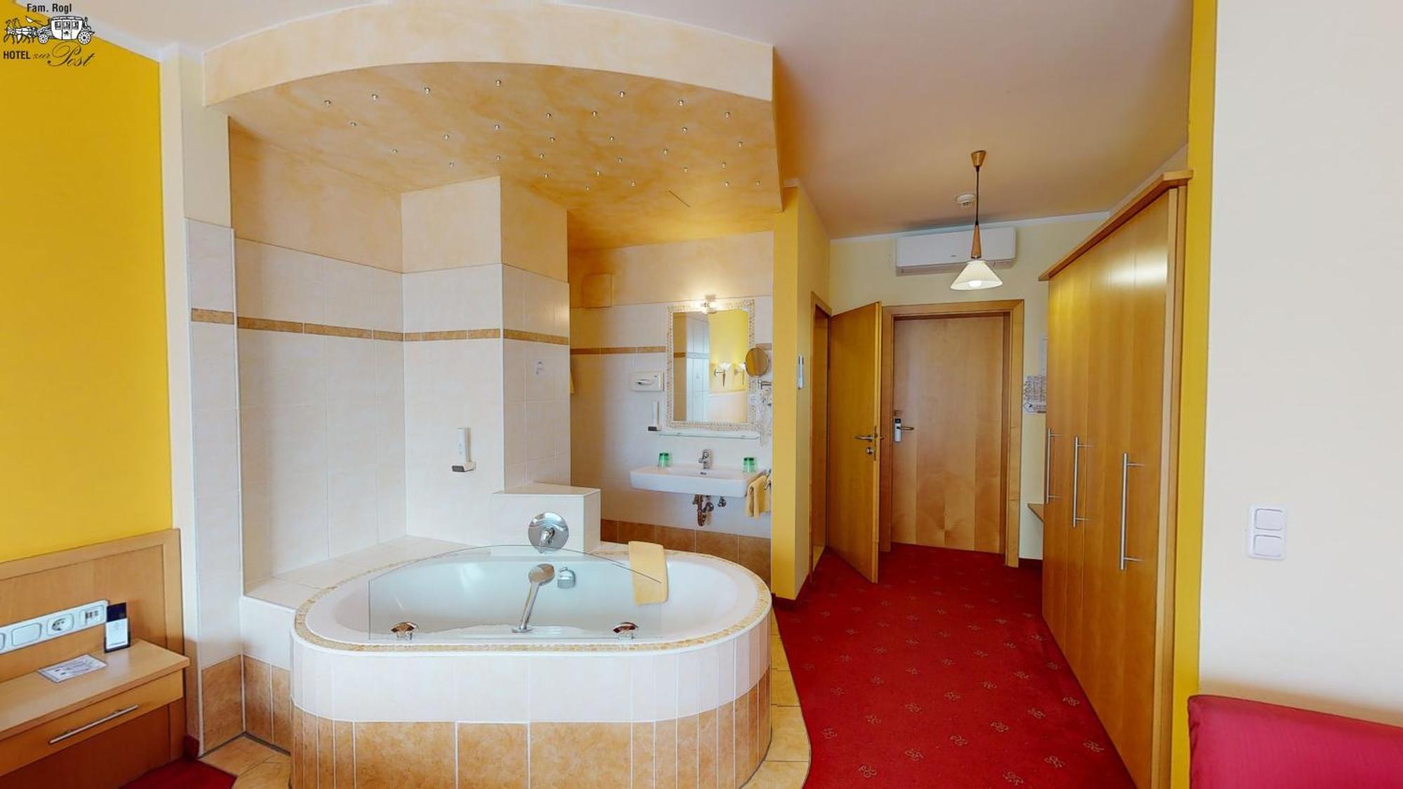 Hotel Zur Post Sankt Valentin Quarto foto