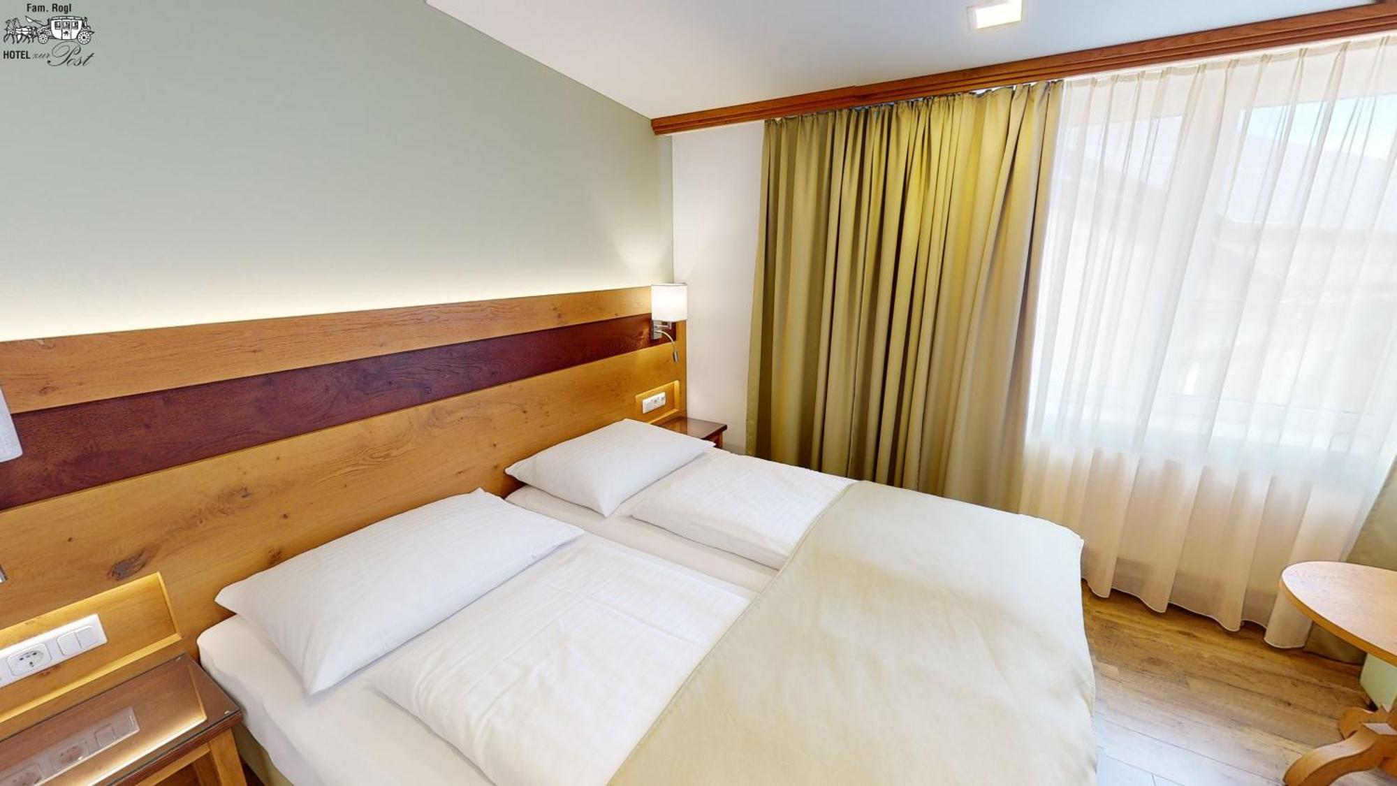 Hotel Zur Post Sankt Valentin Quarto foto